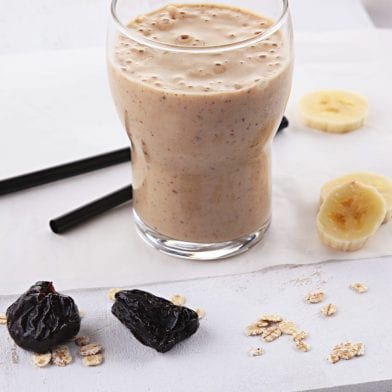 Banana Oat and prune smoothie_FP5160