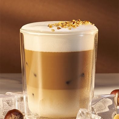 Cold Hazelnut Oat Latte - Eletta Kreativ Rezepte